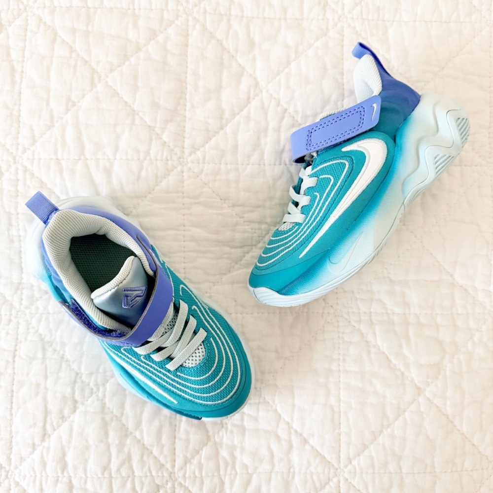 NEW Nike Kids Giannis Immortality 4 Turquoise 10 NWOT